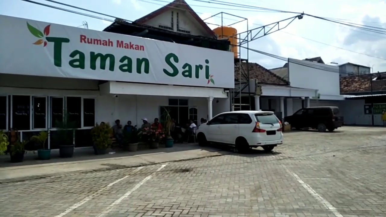 Detail Rumah Makan Di Ngawi Nomer 7