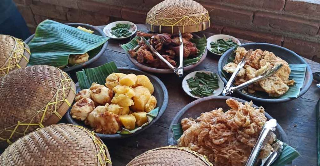 Detail Rumah Makan Di Ponorogo Nomer 47