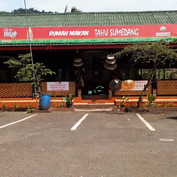 Detail Rumah Makan Di Sumedang Nomer 19