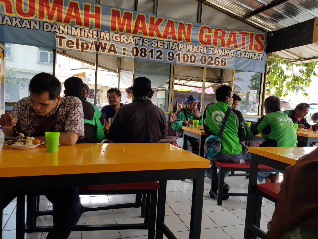 Detail Rumah Makan Gratis Ciangsana Nomer 8