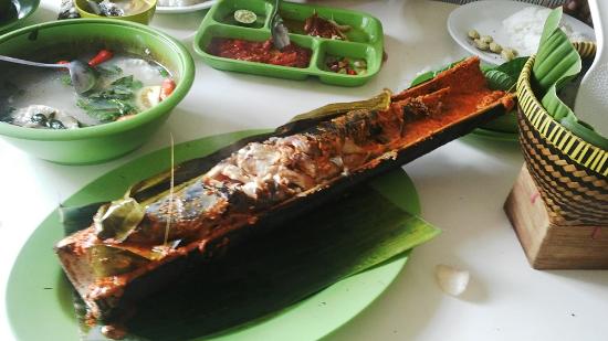 Detail Rumah Makan Kalimantan Cimanggis Nomer 12