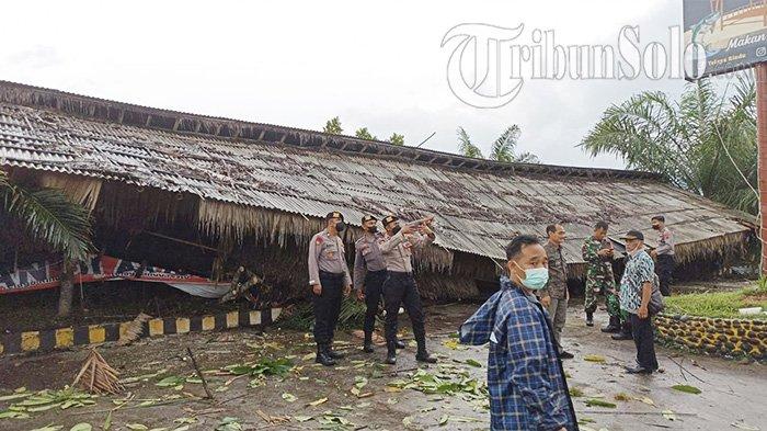 Detail Rumah Makan Karanganyar Nomer 40