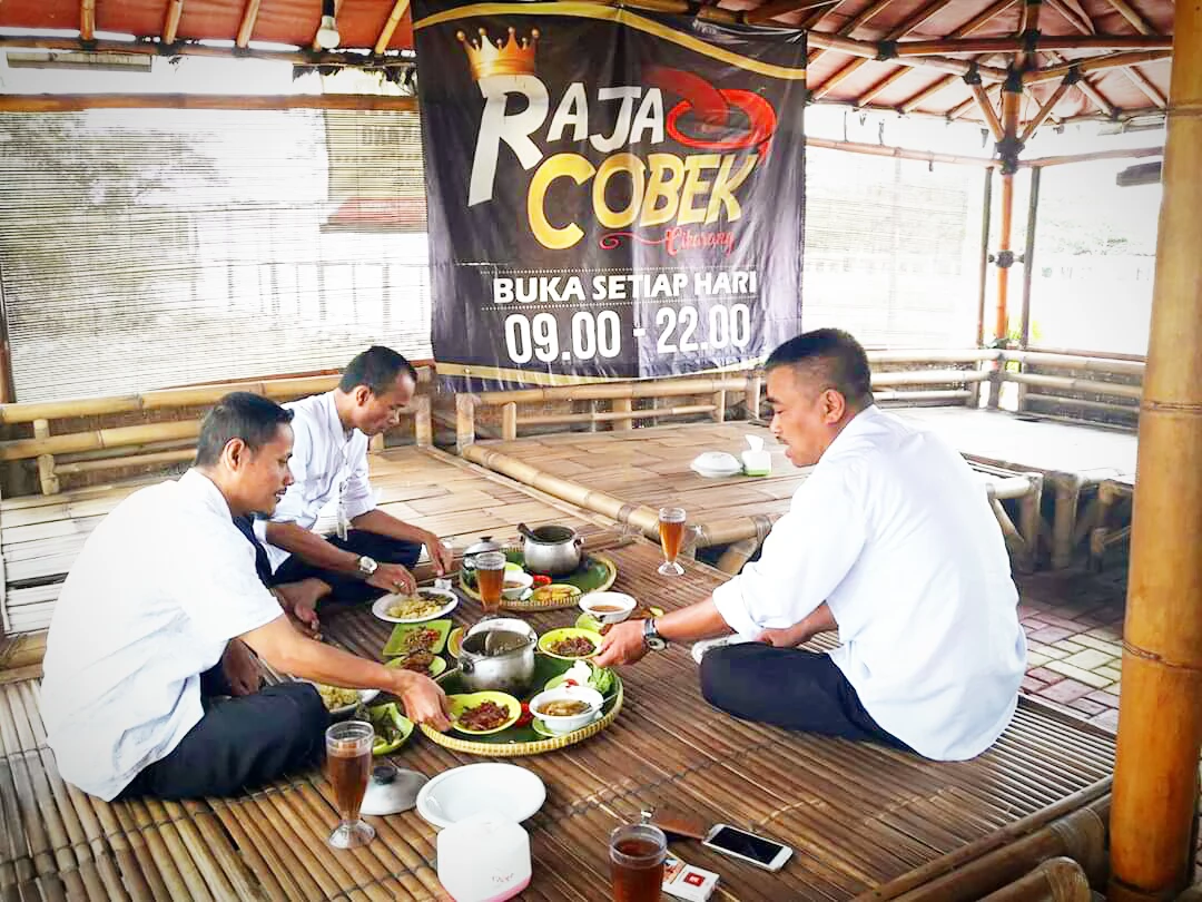 Detail Rumah Makan Khas Sunda Terdekat Nomer 55