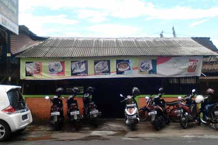 Detail Rumah Makan Klaten Nomer 46