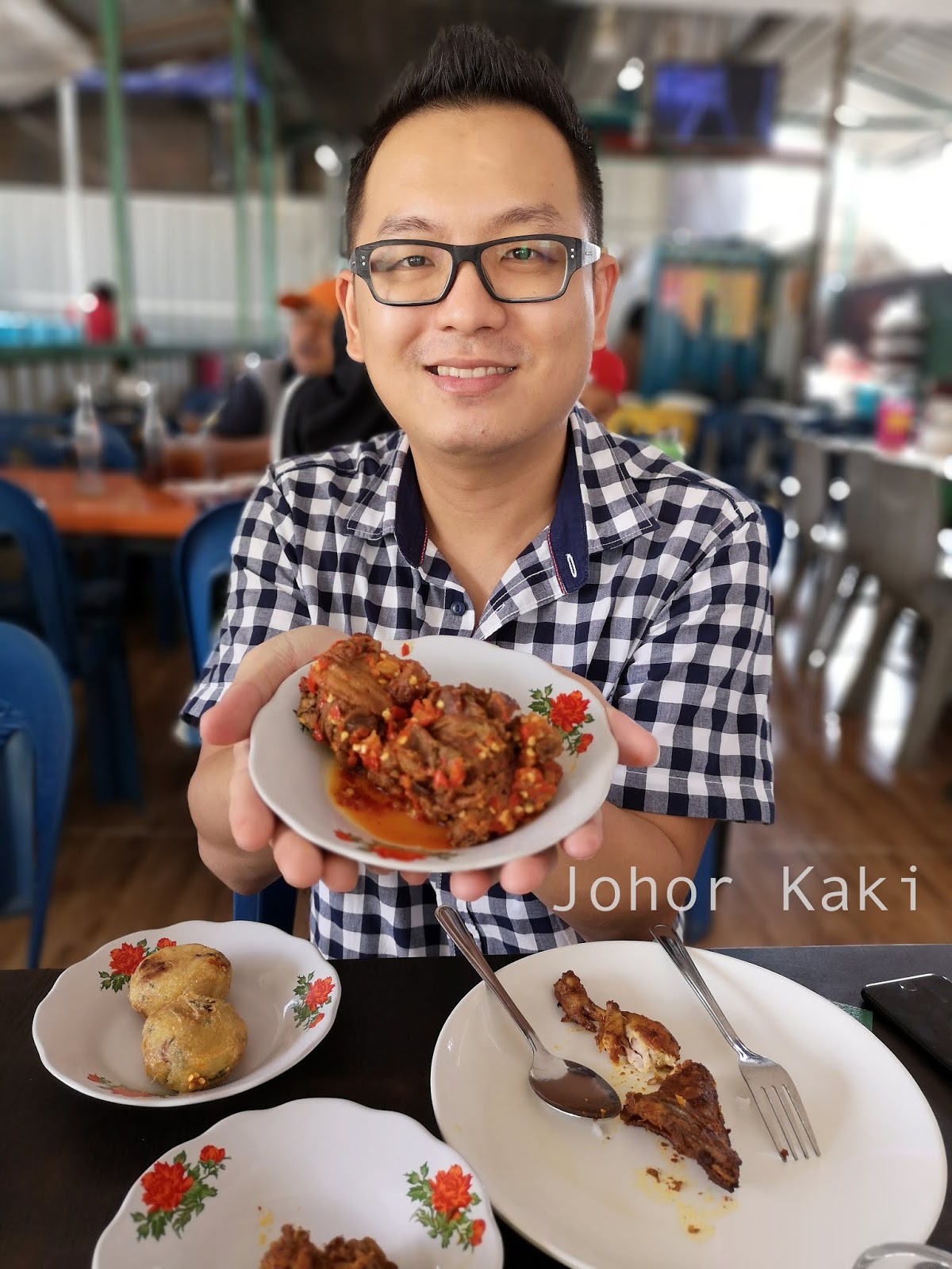 Detail Rumah Makan Nasi Padang Nomer 35