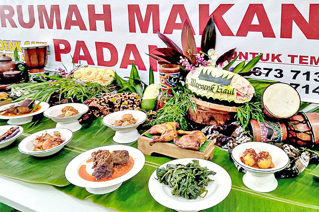 Detail Rumah Makan Nasi Padang Nomer 36