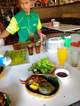 Detail Rumah Makan Panyaungan Nomer 3