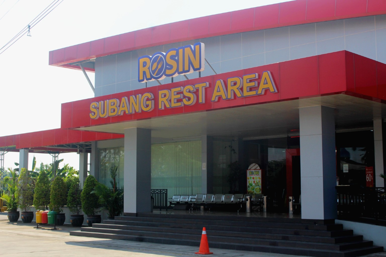 Detail Rumah Makan Rosalia Indah Nomer 6