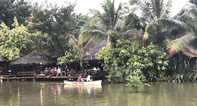 Detail Rumah Makan Saung Di Depok Nomer 41