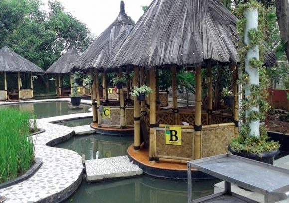 Detail Rumah Makan Saung Wulan Bekasi Nomer 23