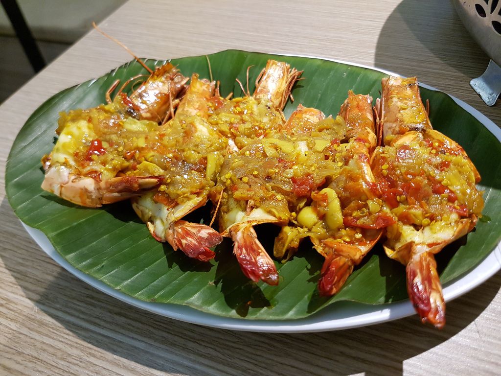 Detail Rumah Makan Seafood Di Muara Angke Nomer 8