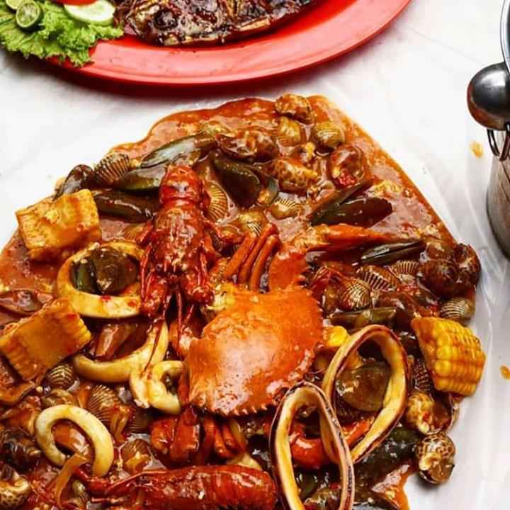 Detail Rumah Makan Seafood Terdekat Nomer 25