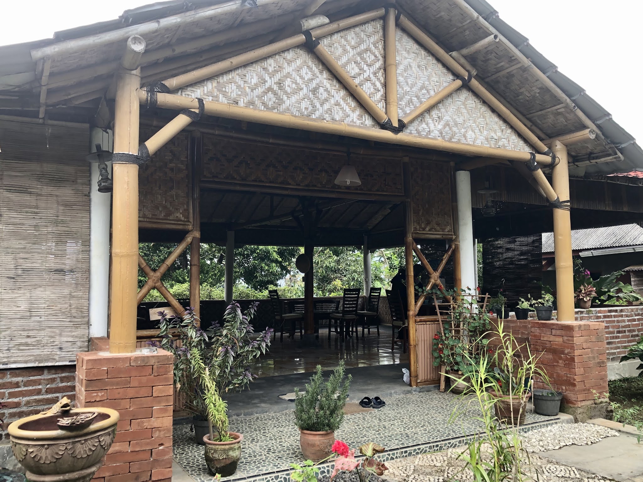 Detail Rumah Makan Sendang Sari Nomer 52