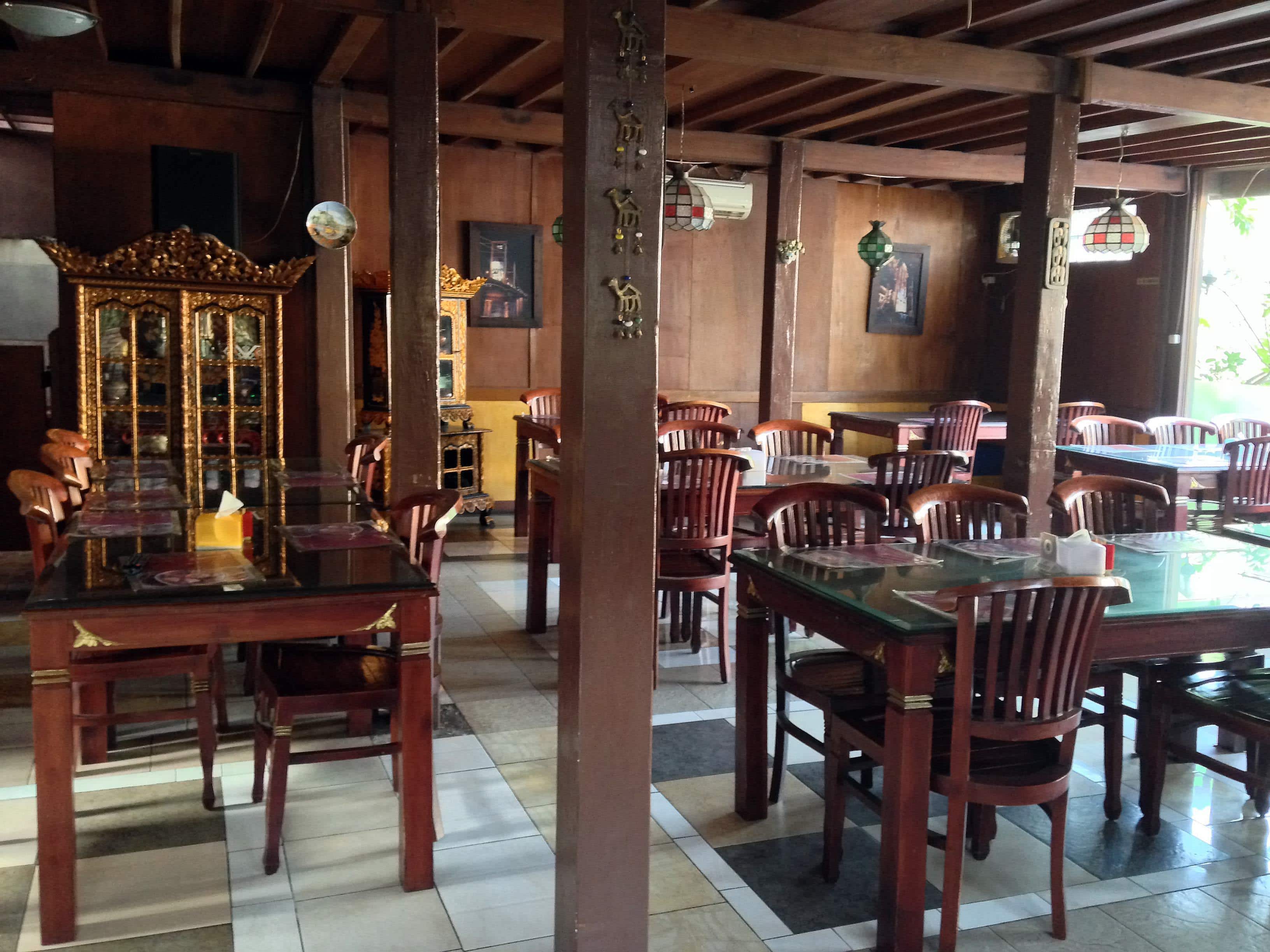 Detail Rumah Makan Sri Melayu Di Palembang Nomer 54