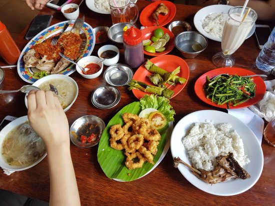 Rumah Makan Sulawesi - KibrisPDR