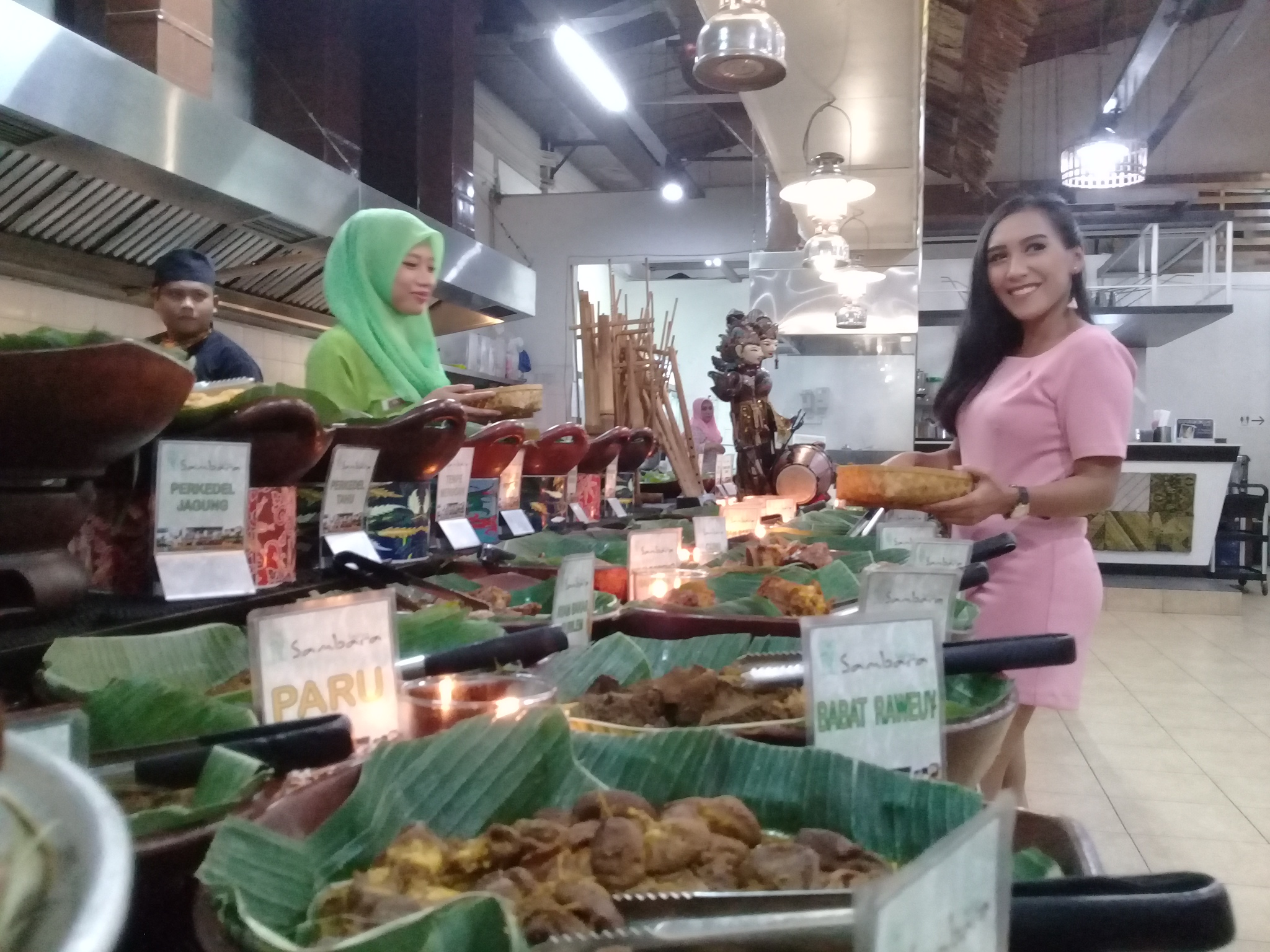 Detail Rumah Makan Sunda Di Bekasi Nomer 28