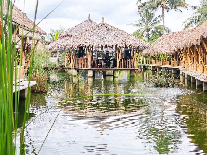 Detail Rumah Makan Sunda Di Cibinong Nomer 15