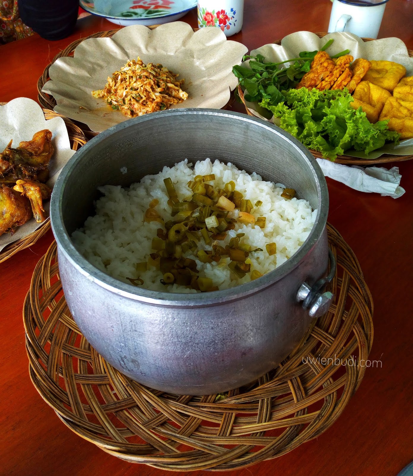 Detail Rumah Makan Terapung Cililin Kabupaten Bandung Barat Jawa Barat Nomer 57