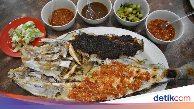 Detail Rumah Makan Ujung Pandang Bsd Nomer 52