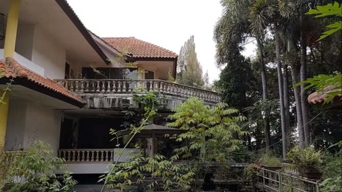 Detail Rumah Mewah Bandung Nomer 36