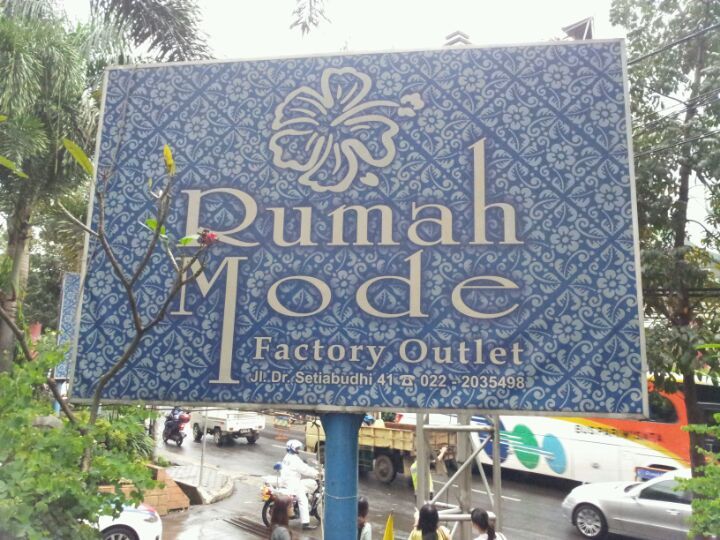 Detail Rumah Mode Factory Outlet Bandung Nomer 54