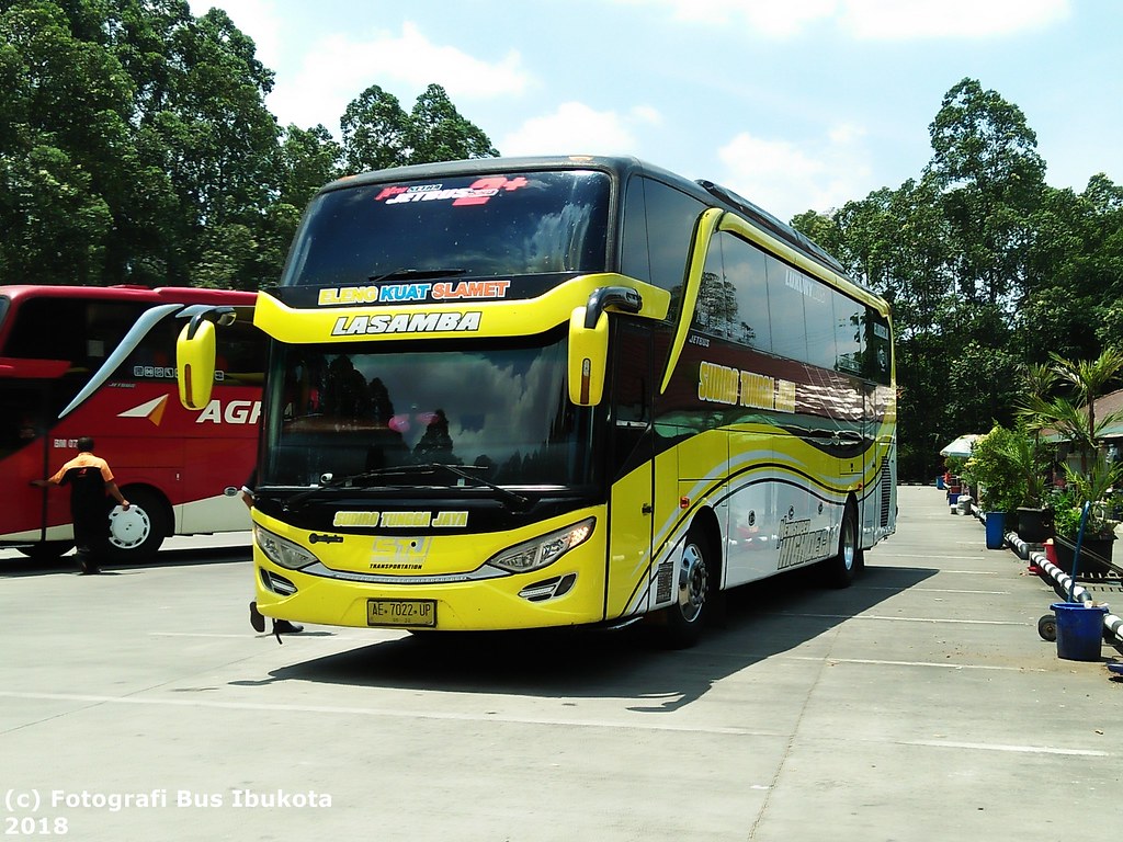 Detail Wallpaper Bus Shd Nomer 49