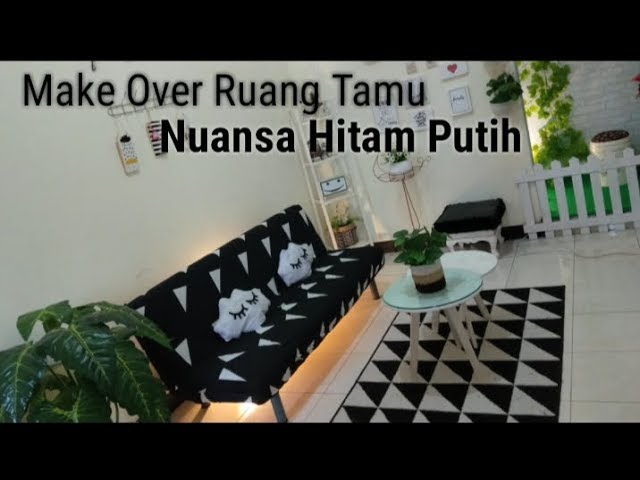 Detail Rumah Nuansa Hitam Putih Nomer 24