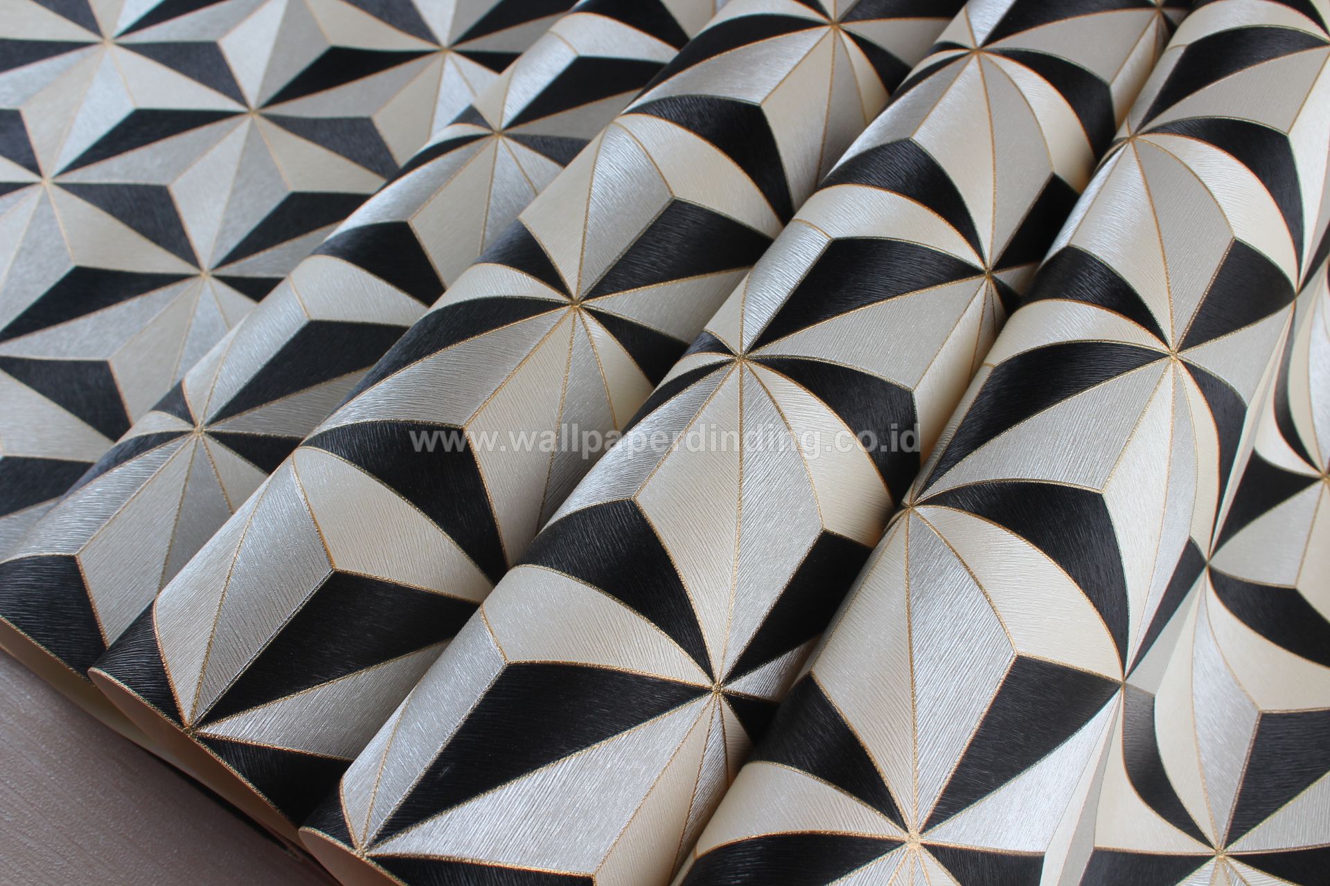 Detail Wallpaper Dinding Gelap Nomer 24