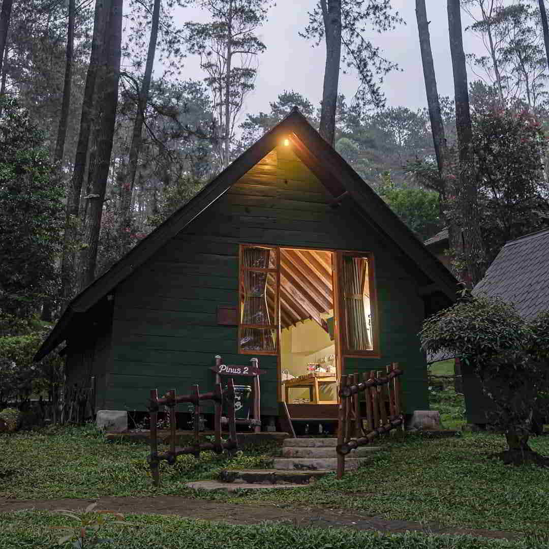 Detail Rumah Panggung Grafika Cikole Nomer 9