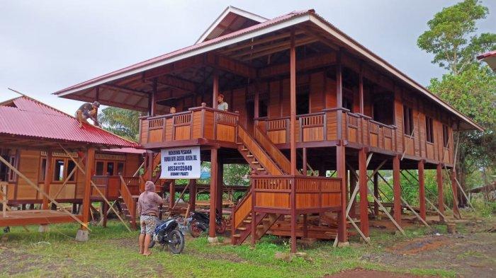 Detail Rumah Panggung Manado Nomer 2