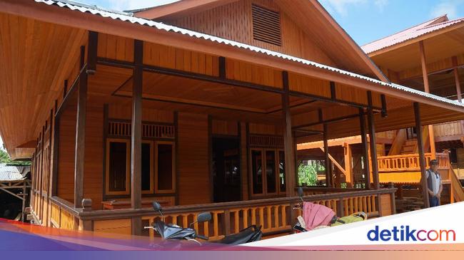 Detail Rumah Panggung Manado Nomer 40