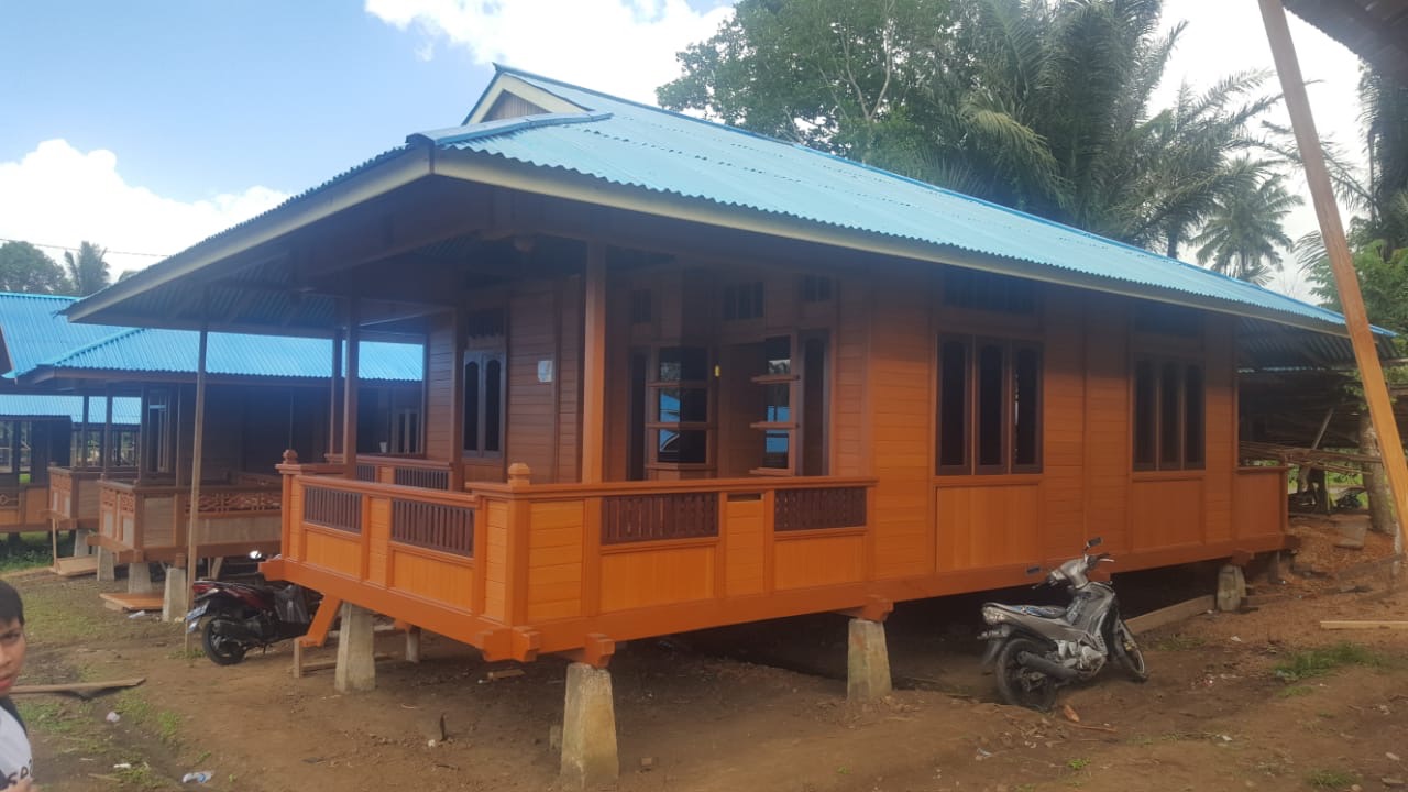 Detail Rumah Panggung Manado Nomer 43