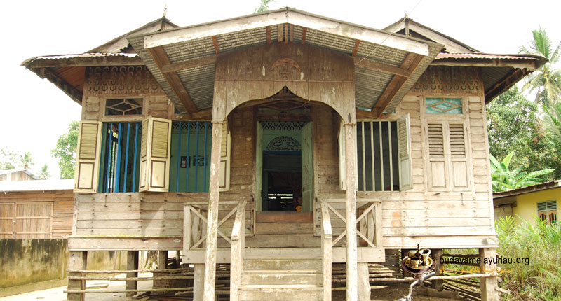 Detail Rumah Panggung Melayu Nomer 4