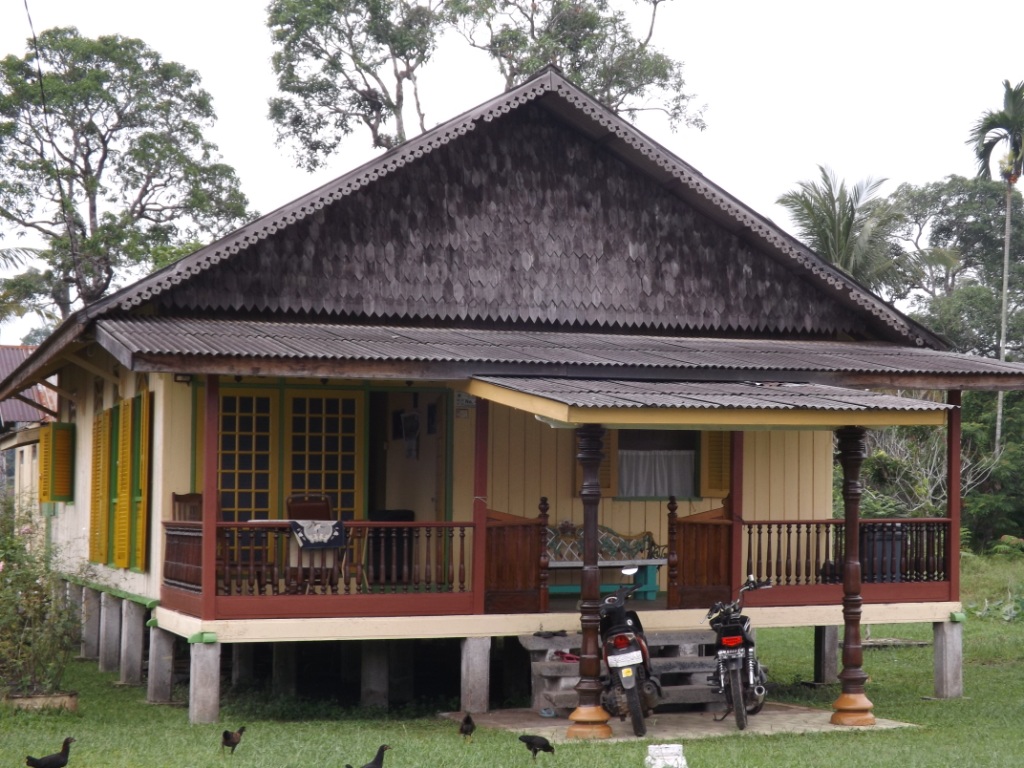 Detail Rumah Panggung Melayu Nomer 48