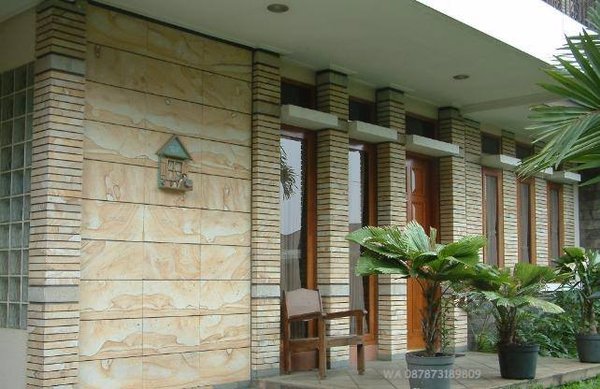 Detail Rumah Paras Palimanan Nomer 31