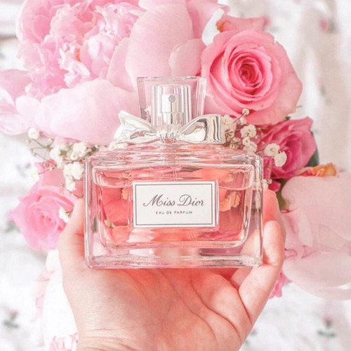 Detail Rumah Parfum Instagram Nomer 21