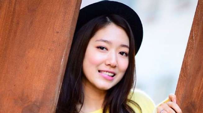 Detail Rumah Park Shin Hye Nomer 22