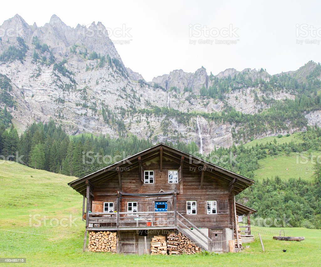 Detail Rumah Pegunungan Eropa Nomer 26