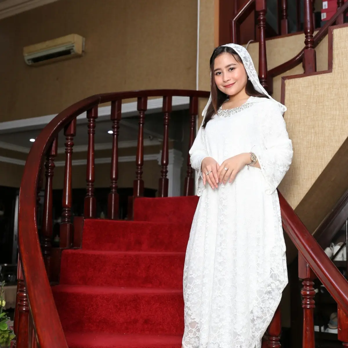 Detail Rumah Prilly Latuconsina Yang Lama Nomer 18