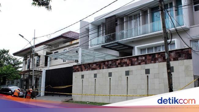 Detail Rumah Pulomas Sekarang Nomer 10