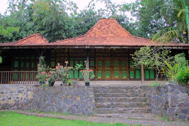 Detail Rumah Retreat Di Sentul Nomer 8