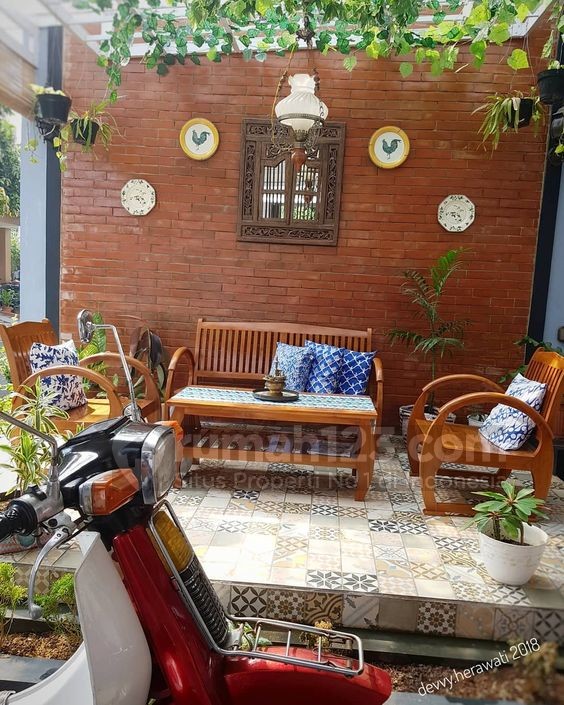 Detail Rumah Retro Vintage Nomer 3