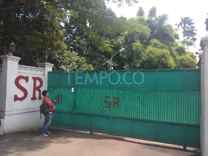 Detail Rumah Rhoma Irama Di Depok Nomer 29