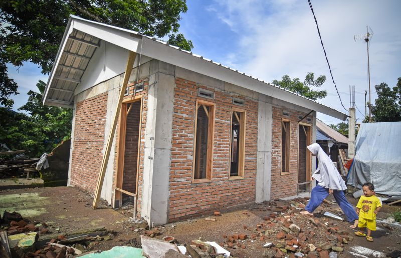 Detail Rumah Rusak Gempa Lombok Nomer 26