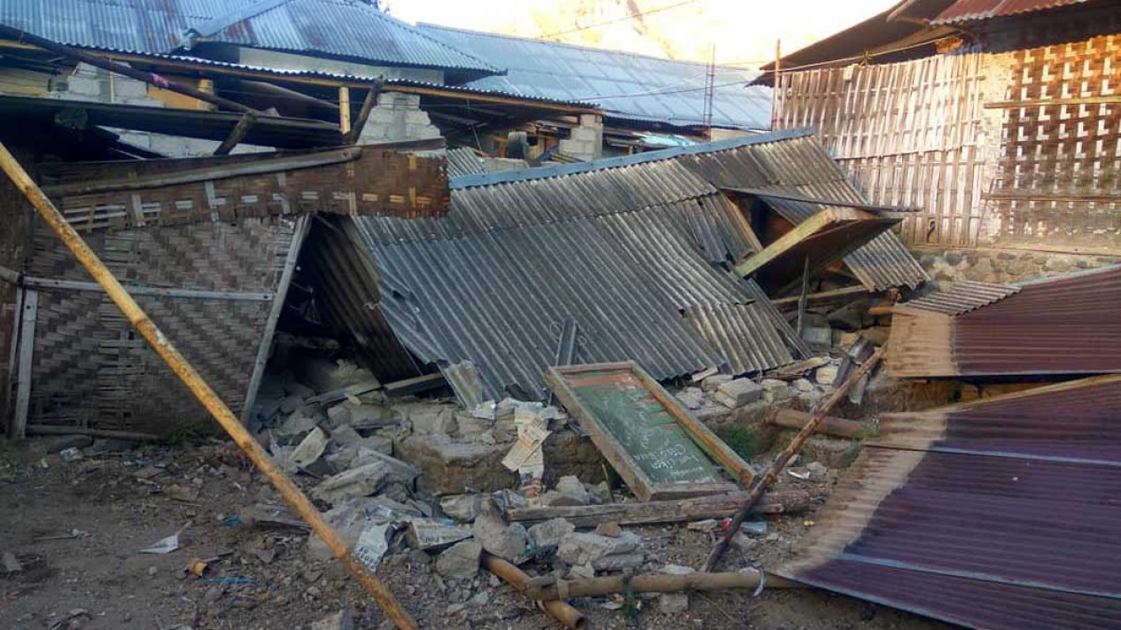 Detail Rumah Rusak Gempa Lombok Nomer 51