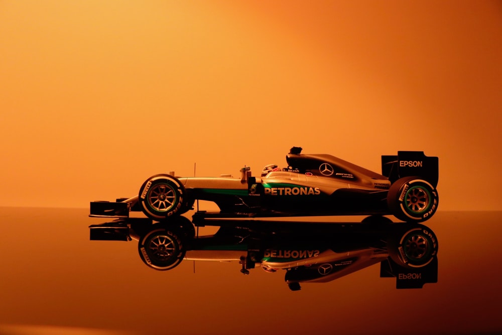 Detail Wallpaper Formula 1 Nomer 7