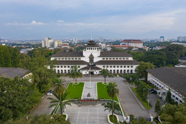 Detail Wallpaper Gedung Sate Nomer 36