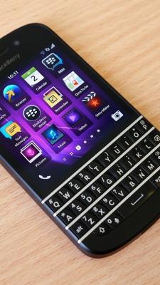 Detail Wallpaper Gerak Blackberry Nomer 16