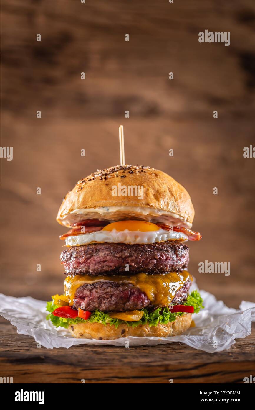 Detail Double Beef Burger Nomer 48