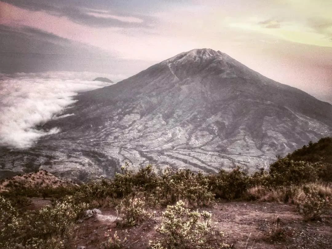 Detail Wallpaper Gunung Merapi Nomer 48